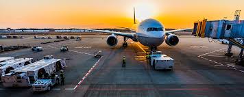 Lee más sobre el artículo Esta comida deberías evitar en los aeropuertos, según nutricionistas: “Es mejor no arriesgarse”