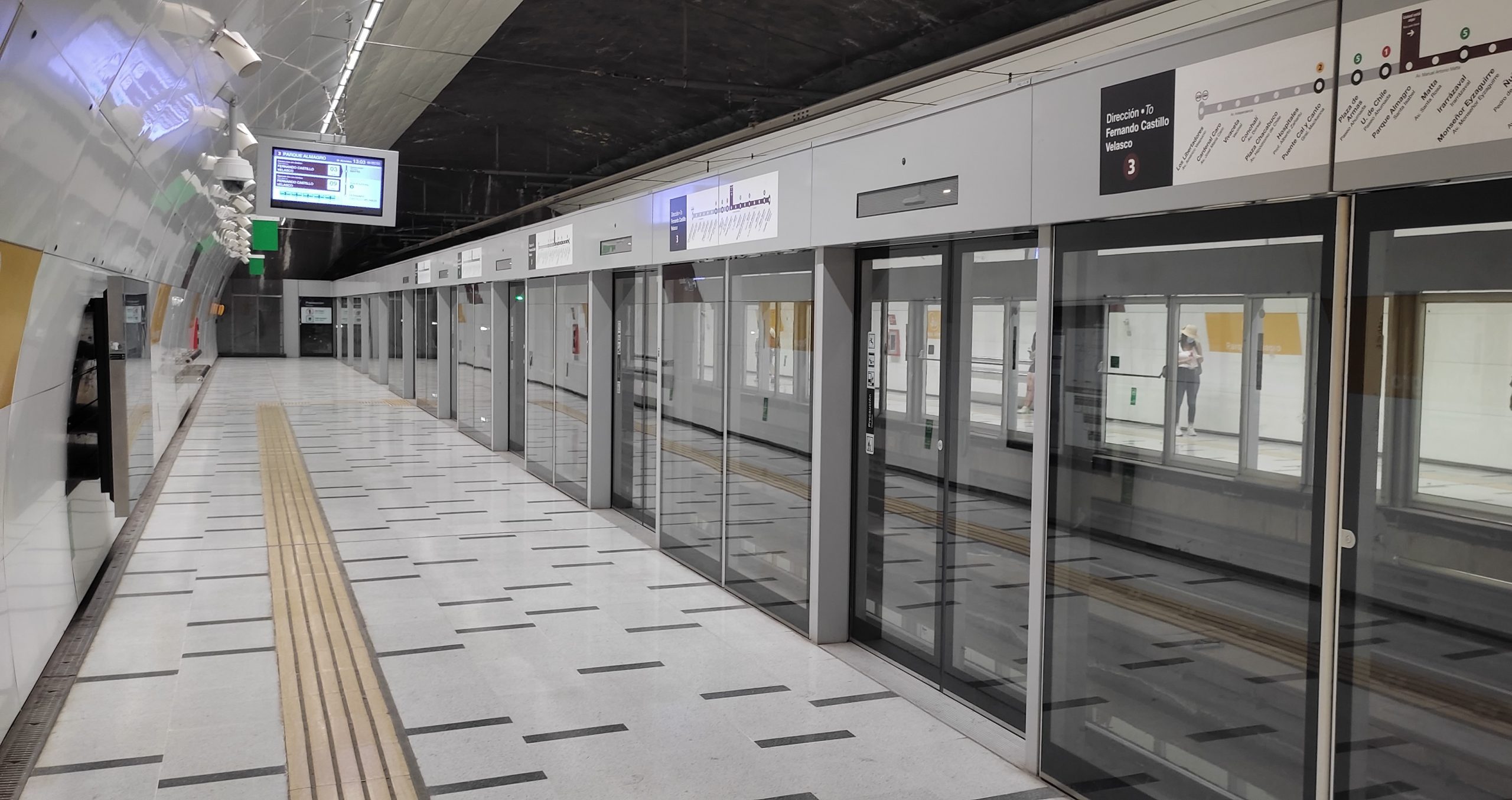 En este momento estás viendo Confirman nuevo método de pago para Metro de Santiago y buses Red y así funciona